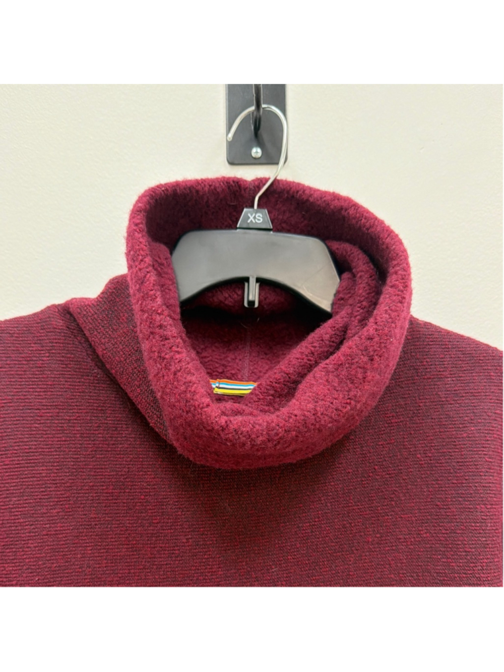 Smartwool Hudson Trail Pullover Fleece Sz Small in Tibetan Red! - Picture 4 of 8